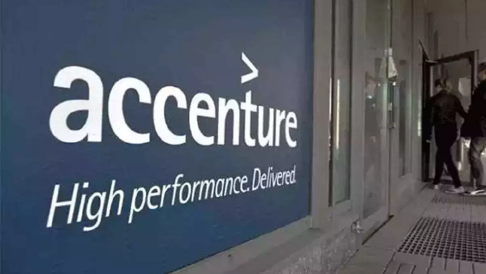 IT Customer Service Representative Job at Accenture 2024 | Apply Now