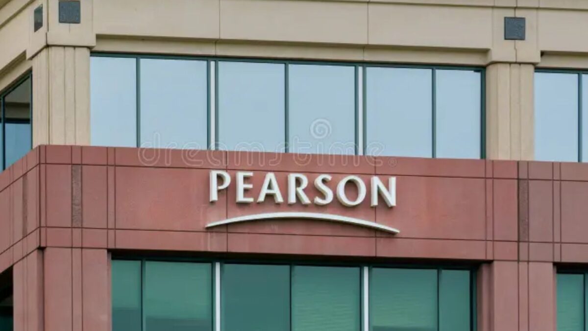 Customer Service Operations Support Administrator in Pearson Platform Management Analyst job