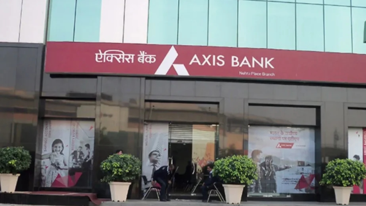 Axis Bank Walk-In Interview in Ahmedabad 2025 | Apply Right Now